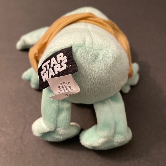 Star Wars Yoda stuffed Animal. Like new small - Picture 3 of 3